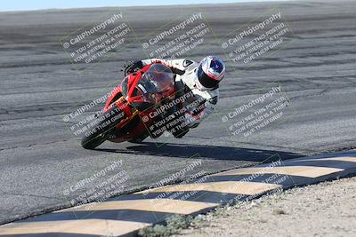 media/Nov-30-2025-TrackXperience (Sun) [[c0061d280f]]/1-Level 3/Session 2 (Bowl)/